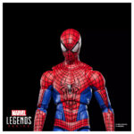 Hasbro incorpora a la línea Marvel Legends Series esta figura de The Amazing Spider-Man, basada en la aparición del personaje en la película "Spider-Man: No Way Home" de Marvel Studios.