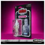 SNOW TROOPER OFFICER COLLECTION STAR WARS EMPIRE STRIKES BACK. Esta figura articulada de 9,5 cm reproduce con gran detalle a los oficiales imperiales cuando fueron desplegados durante la batalla de Hoth.