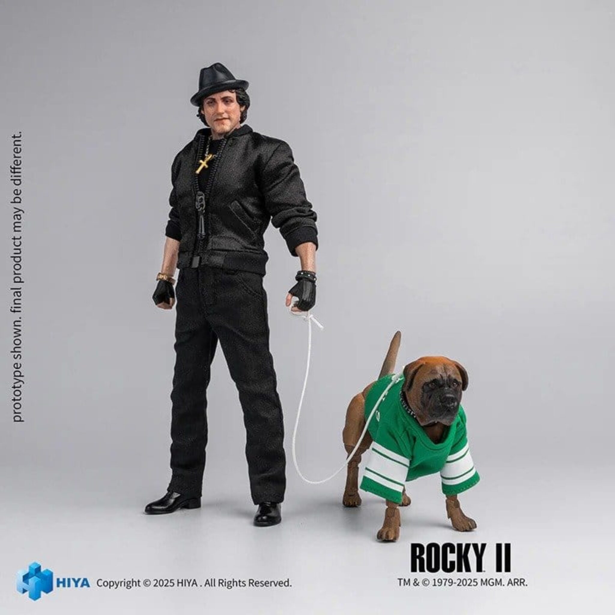 ROCKY BALBOA ROCKY II EXQUISITE SUPER SERIES 1/12 HIYA TOYS ROCKY BALBOA ROCKY II EXQUISITE SUPER SERIES 1/12 HIYA TOYS. Esta figura oficial de Rocky se centra en un momento «entre combates», junto con su perro, de la línea Exquisite Super Series: un lanzamiento de Hiya Toys de unos 16 cm de altura