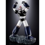 DOUBLE MAZINGER FIGUARTS ZERO TOUCHE METALLIQUE. Estatuilla de PVC, aprox. 21 cm de altura, con base, en caja con ventana.