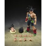 BARDOCK THE FATHER OF GOKU DRAGON BALL SH FIGUARTS. Esta figura oficial de Bardock, el padre de Goku, forma parte de la línea S.H. Figuarts, mide unos 15 cm de altura y está fabricada por Tamashii Nations.