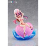 IRONMOUSE VTUBER DRESSTA. Esta figura de PVC de aproximadamente 20 cm representa a Ironmouse con un bikini rosa con volantes adornado con perlas y pequeños corazones, junto con sus características coletas bicolores y cuernos de demonio.