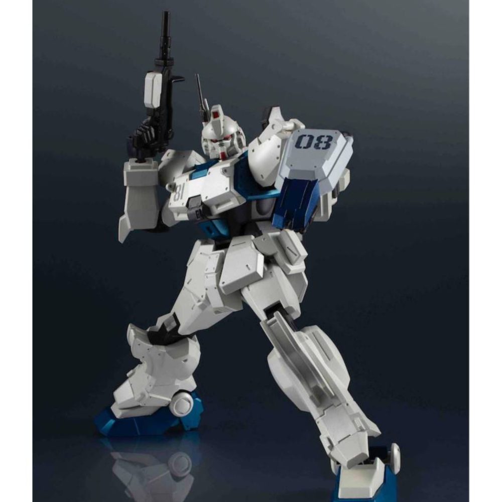 GUNDAM UNIVERSE RX-79(G)Ez-8 GUNDAM Ez8. e trata de una figura articulada de unos 15 cm que inmortaliza el clásico mobil suit!